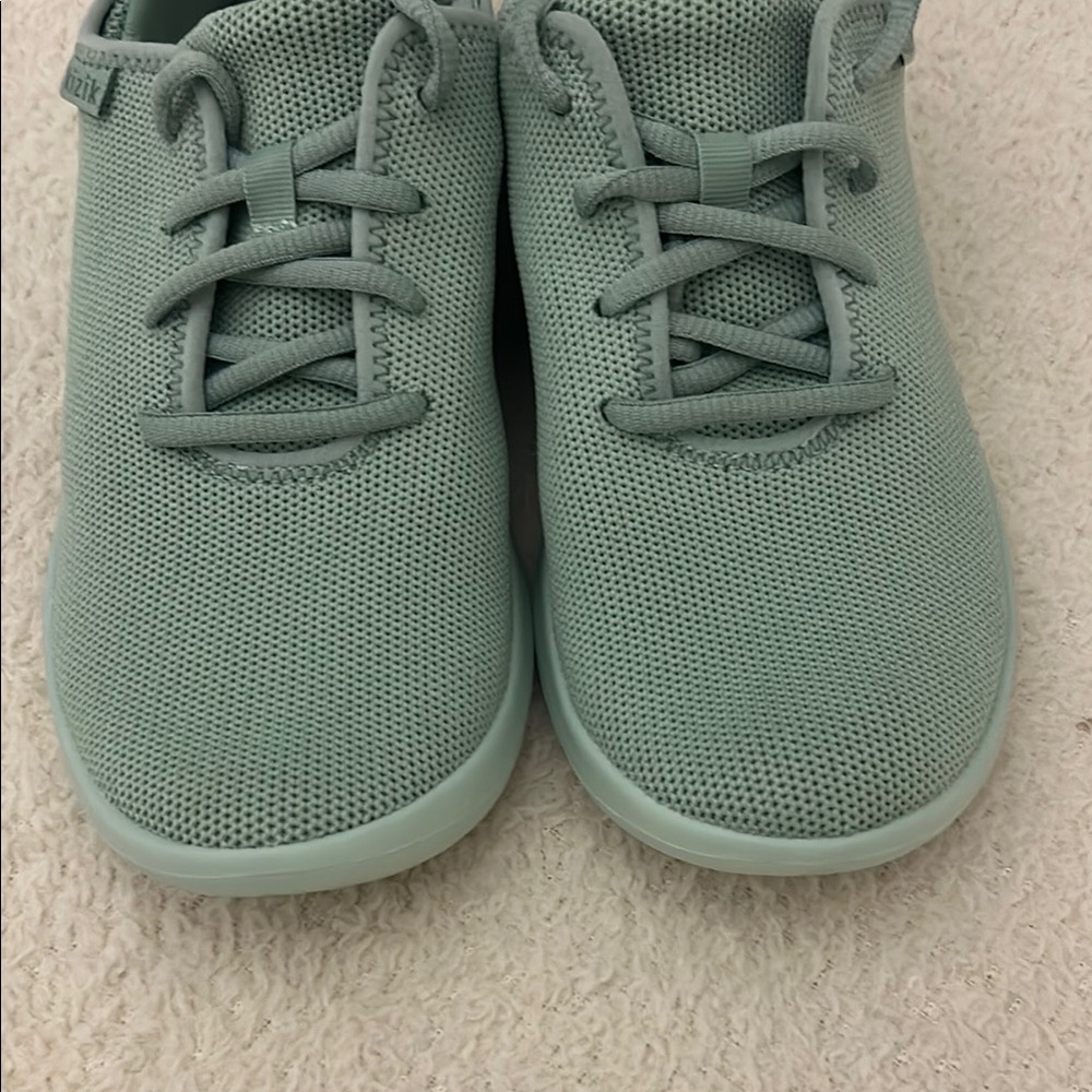 Kizik Madrid Eco Knit Sage Sneakers Size M 6 W 7.5 - Picture 7 of 13